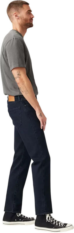 Джинсы мужские