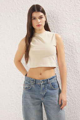 TRENDYOLMILLA Siyah-Beyaz 2li Paket Kolsuz Crop Pamuklu Esnek Orme Atlet TWOSS23AL00010  фото 5