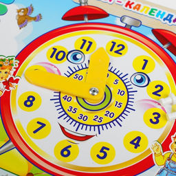 Развивающая игра «Часы - календарь», из дерева