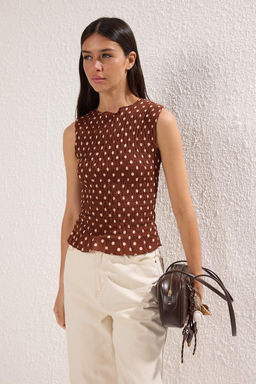 Trendyolmilla Cok Renkli Soyut Bask?l? Burumcuk Fitted/Vucuda Oturan Gipeli Esnek Orme Bluz TWOSS25BZ00464