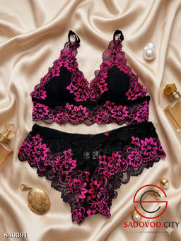 Комплект нижнего белья с кружевом - Bruno фото 3