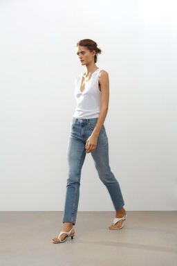 ZW COLLECTION BOOTCUT HIGH-WAIST CROPPED JEANS - Zara фото 7