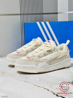 Кроссовки женские весенние