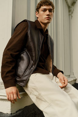 Chaleco reversible de borreguito Regular Fit