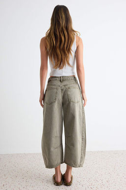 Haki Normal Bel Diki_ Detayl_ Kapri Jeans TWOSS26JE00370 - Trendyolmilla фото 5