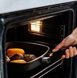 Квадратная сковорода-гриль, Титан съемная ручка, 28 см - Нева металл посуда фото 3