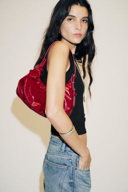 CRACKLED EFFECT GATHERED BAG