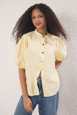 Trendyolmilla Ac?k Sar? Balon Kol Bisiklet Yaka Oversize Gomlek TWOSS25GO00152  фото 2