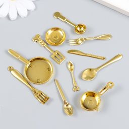 Декор для творчества PVC "Кухонная утварь" 11 предметов золото 4х2х1 см