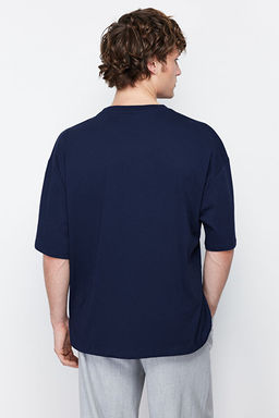 Lacivert Basic %100 Pamuklu Bisiklet Yaka Oversize/Geni_ Kesim T-Shirt TMNSS22TS0318 - Trendyolmilla фото 2
