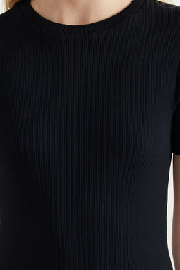 Siyah Bisiklet Yaka Fitilli Esnek Orme Midi Kalem Elbise TWOSS24EL00486 - Trendyolmilla фото 4