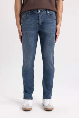 Джинсовые брюки скинни Carlo очень узкого кроя с нормальной талией и очень узкими штанинами