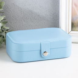 Шкатулка кожзам для украшений Матовая гладь голубая 16х11х5 см