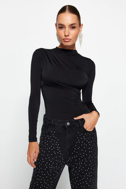 Siyah Vucuda Oturan Yaka Detayl? Body TPRAW24BD00008