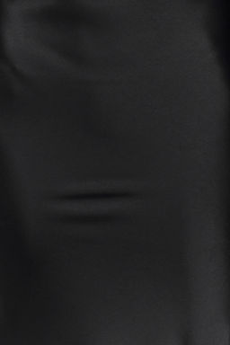 Siyah Bal?k Kesim Saten Maxi Boy Dokuma Etek TWOAW24ET00358