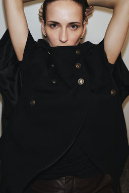 WOOL BLEND CAPE WITH METAL BUTTONS ZW COLLECTION - Zara фото 4