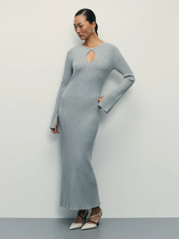 Платье миди с вискозой в составе / Zarina