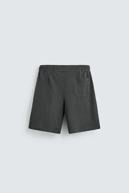 BERMUDA PIQU? REGULAR FIT LAVADO / Gris antracita