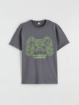 Bask?l? Erkek ?ocuk Ti??rt