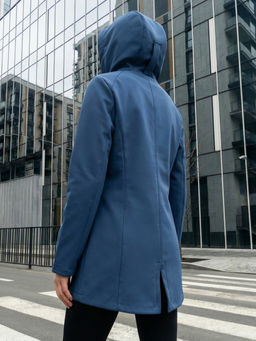 Парка женская софтшелл виндстоппер удлинённая с капюшоном синего цвета 9618_1S