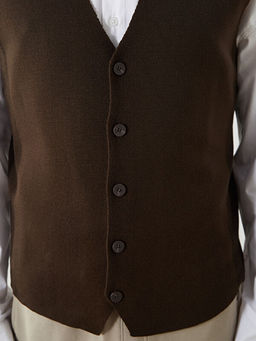 Standart Kal?p V Yaka Erkek Triko Yelek