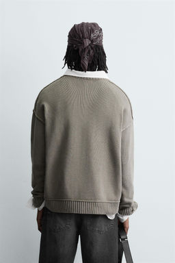 WASHED PRINT SWEATER