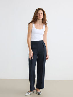 Geni? Pa?a ?izgili Kad?n Kuma? Pantolon