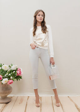 CONTE Ультракомфортный свитшот с металлическим принтом LD 900 off-white gold