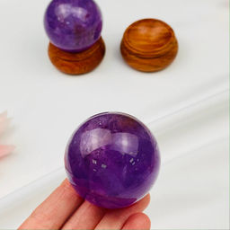 Шар из Аметиста на подставке