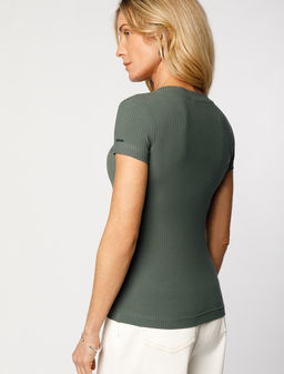 Футболка из трикотажа в широкий рубчик - Vilatte фото 4