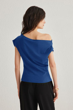 Trendyolmilla Siyah Buzgu/Drape Detayl? Dokumlu Asimetrik Yaka Orme Bluz TWOSS25BZ00024  фото 5