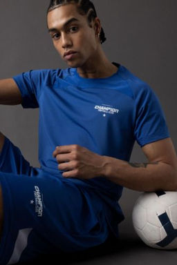 DeFactoFit Slim Fit Dar Kesim Bisiklet Yaka Bask?l? K?sa Kollu Sporcu Tisort