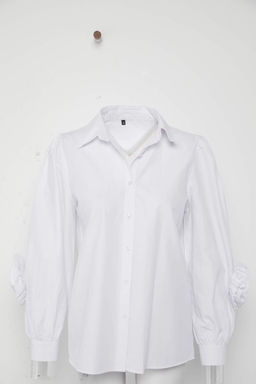 TRENDYOLMILLA Beyaz Gul Detayl? Poplin Dokuma S?k Gomlek TPRSS25GO00002  фото 6