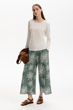 ЕВТ 4150/зеленый,крупные астры брюки жен