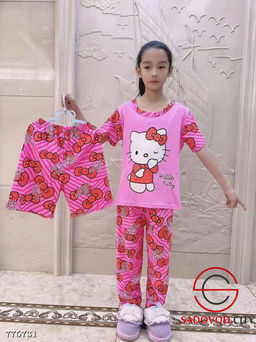 Летний детский костюм тройка