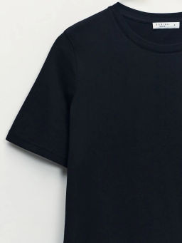 Базовая футболка из хлопка / Zarina