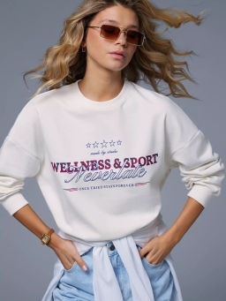 Свитшот оверсайз с принтом белый