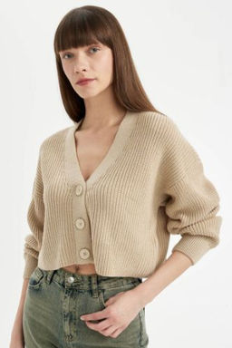 Regular Fit V Yaka Basic Duz Dugmeli Triko H?rka