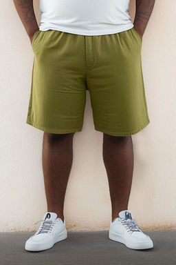 TRENDYOL MAN Haki Loose Fit Pamuklu Bagc?kl? Buyuk Beden Sort TMNSS25AP00007