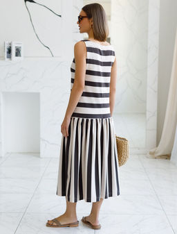 Платье миди в комбинированную полоску из фактурного трикотажа пике с эластаном - Vilatte фото 3