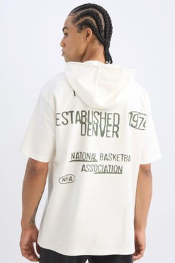 DeFactoFit NBA Denver Nuggets Oversize Genis Kal?p Kapusonlu S?rt Bask?l? K?sa Kollu Tisort