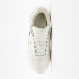 Женские кроссовки REEBOK CLASSIC LEATHER TRIPLE LIFT Артикул 4123680, белый