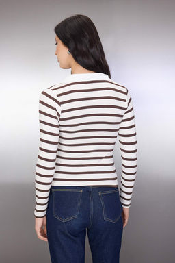 Kahverengi Cizgili Soft Touch Polo Yaka Vucuda Oturan Orme Bluz TWOAW26BZ00355 - Trendyolmilla фото 4