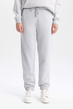 Толстые базовые спортивные штаны для джоггеров без принта с эластичным поясом, шнуровкой и карманом - Defacto фото 4