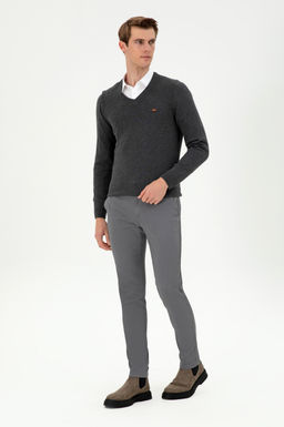 Мужские серые брюки из плотной ткани