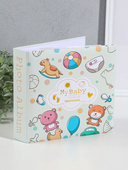 Фотоальбом на 200 фото 10х15 см "Малышковый" зелёный, бумажные листы 4,5х22х22,5 см