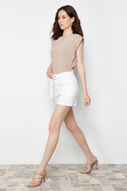 Ekru Cep Kapakl? Kemerli Mini Dokuma Sort TWOSS24SR00031