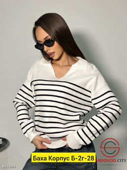 Свитер женский с V-вырезом