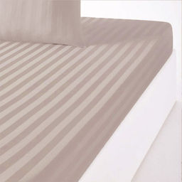 Простыня из сатина страйп на резинке - Крем брюле 140х200х25