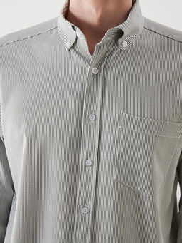 Regular Fit Uzun Kollu ?izgili Erkek G?mlek